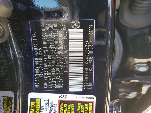 2024 TOYOTA CAMRY SE