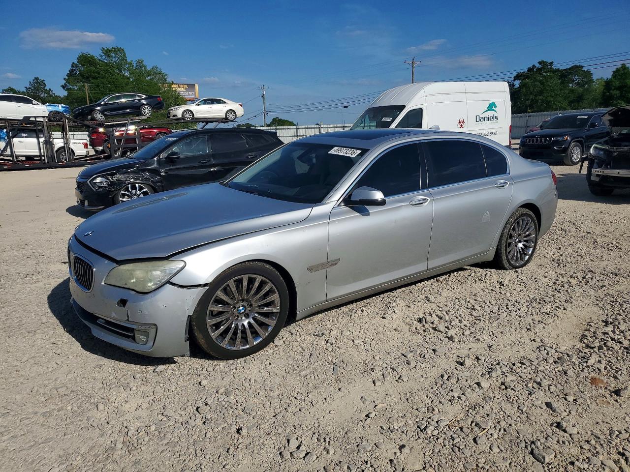 2013 BMW 740