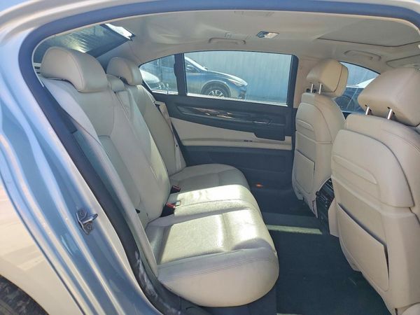 2013 BMW 740