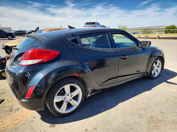 2015 HYUNDAI VELOSTER