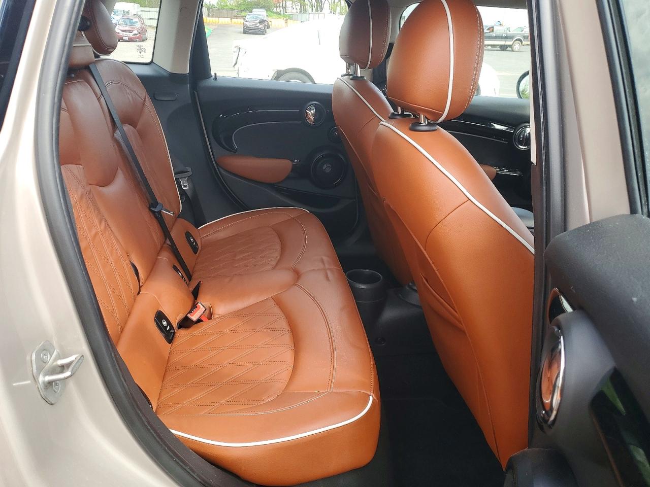 2022 MINI COOPER