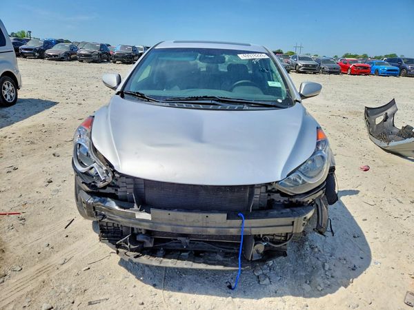 2013 HYUNDAI ELANTRA