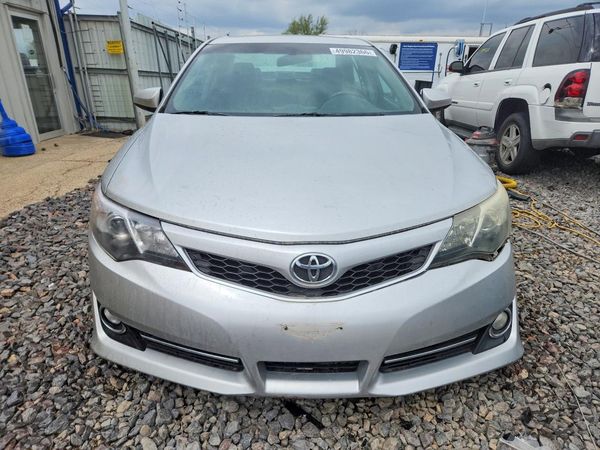 2013 TOYOTA CAMRY