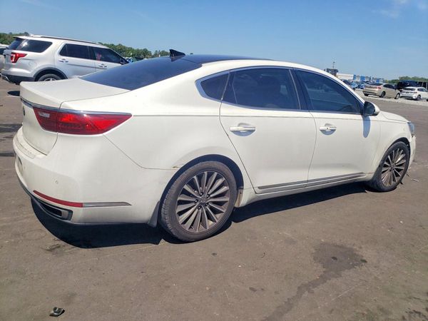 2017 KIA CADENZA