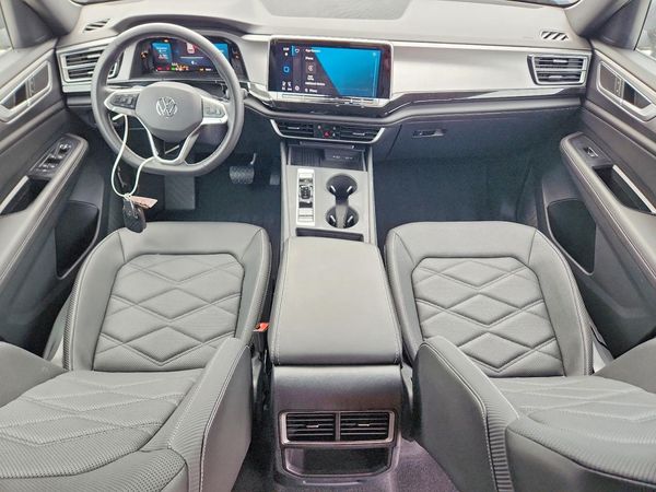 2025 VOLKSWAGEN ATLAS CROSS SPORT SE