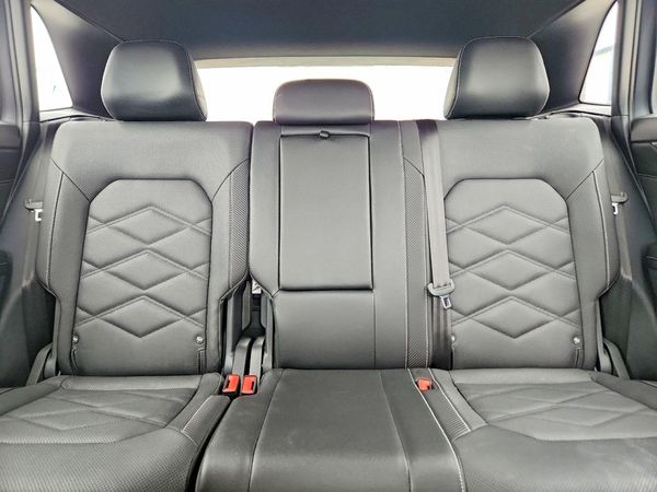 2025 VOLKSWAGEN ATLAS CROSS SPORT SE