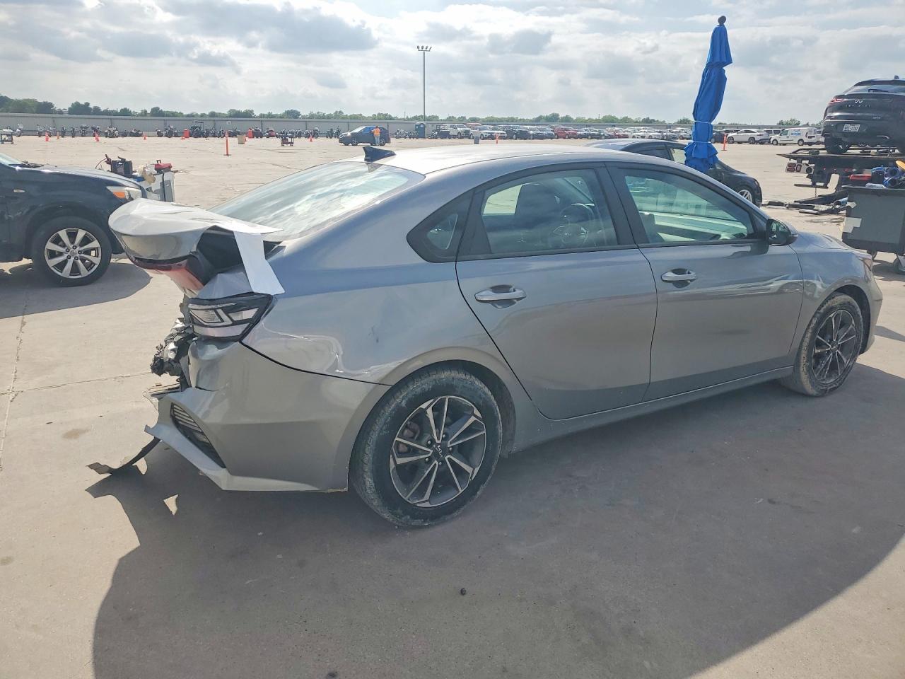 2022 KIA FORTE FE, LXS