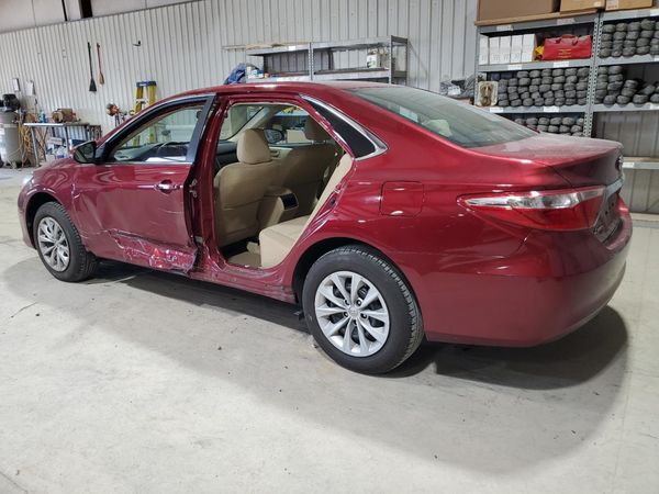 2016 TOYOTA CAMRY