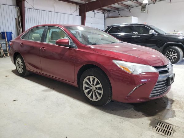 2016 TOYOTA CAMRY
