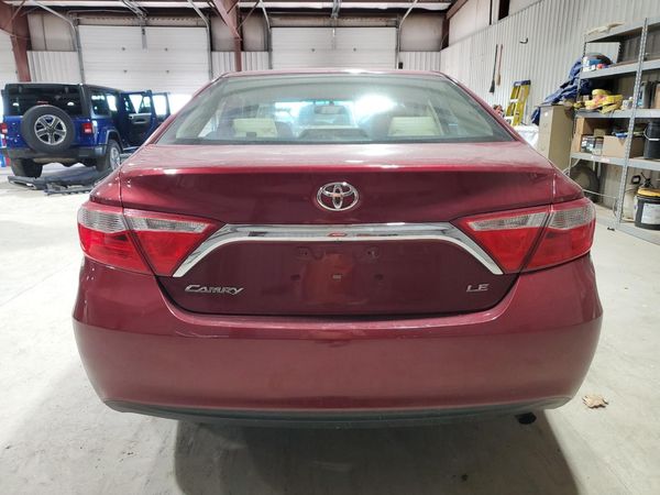 2016 TOYOTA CAMRY