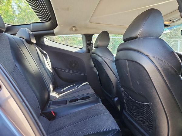 2012 HYUNDAI VELOSTER