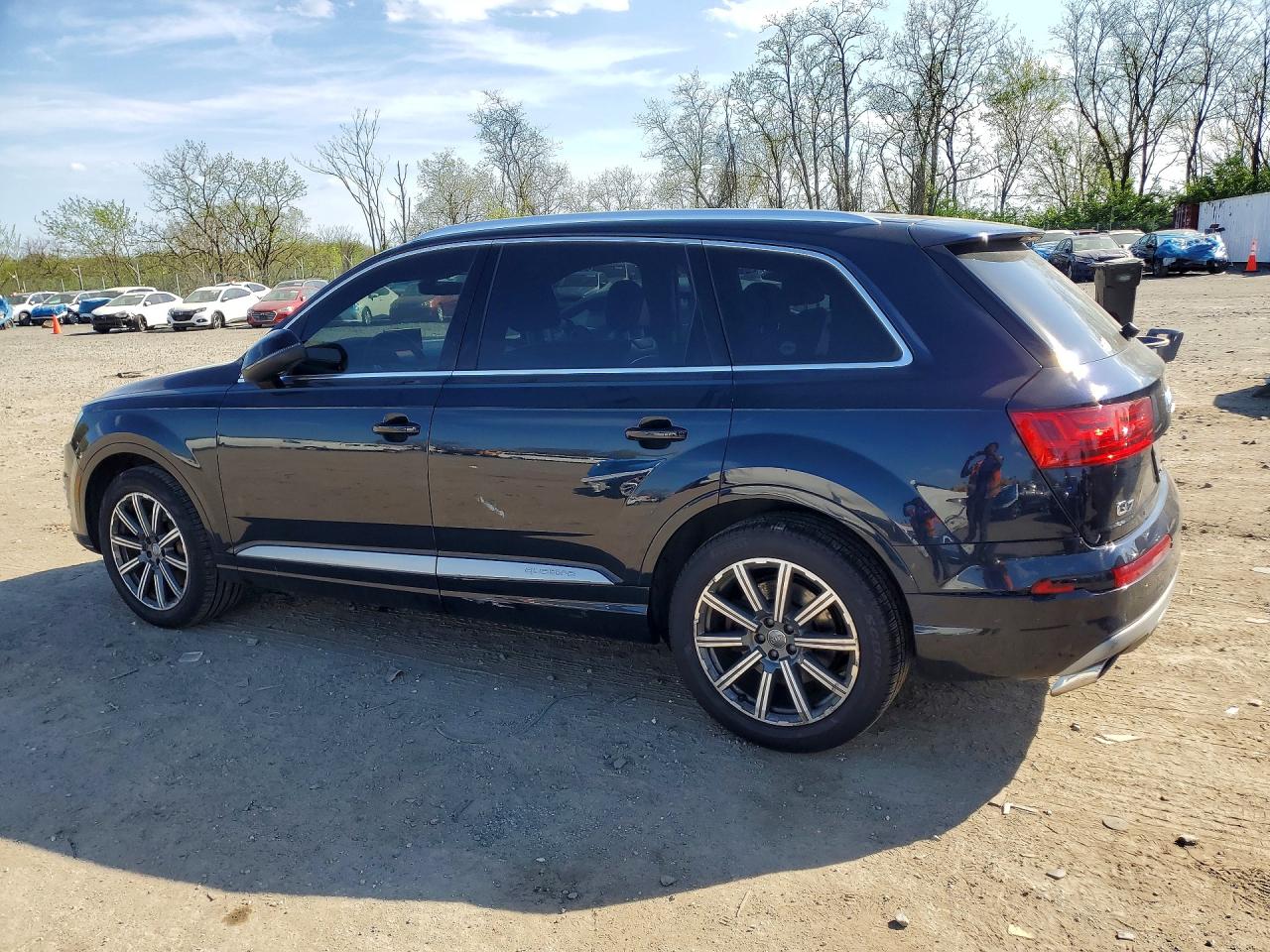 2017 AUDI Q7 quattro Premium Plus