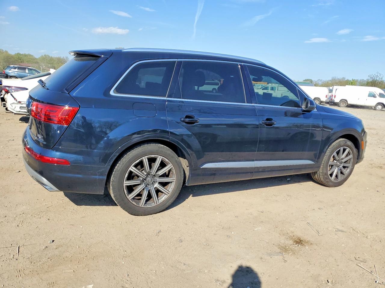 2017 AUDI Q7 quattro Premium Plus