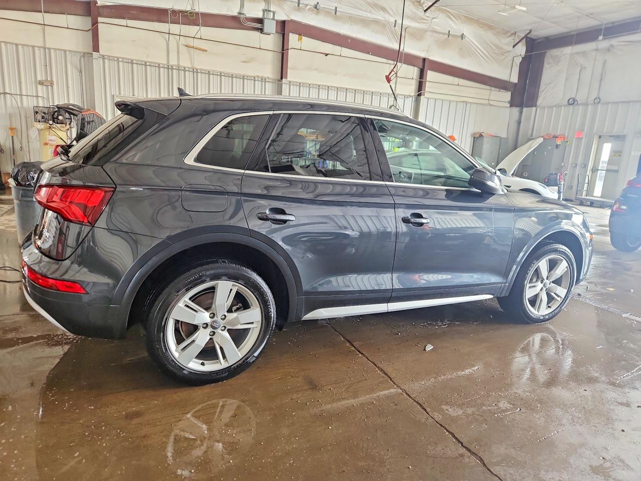 2018 AUDI Q5 quattro Premium Plus
