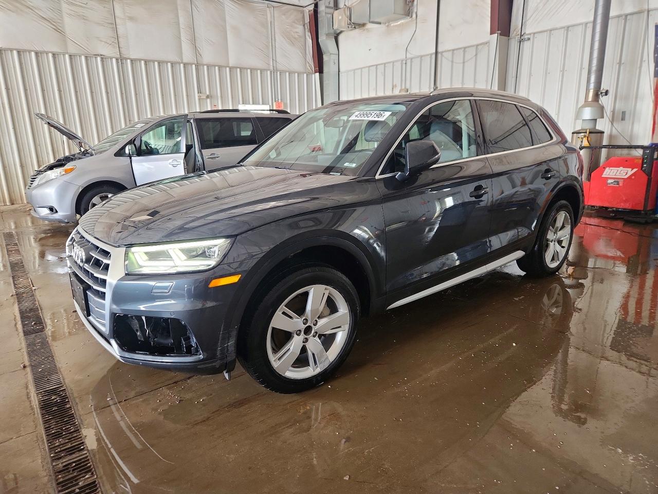 2018 AUDI Q5 quattro Premium Plus
