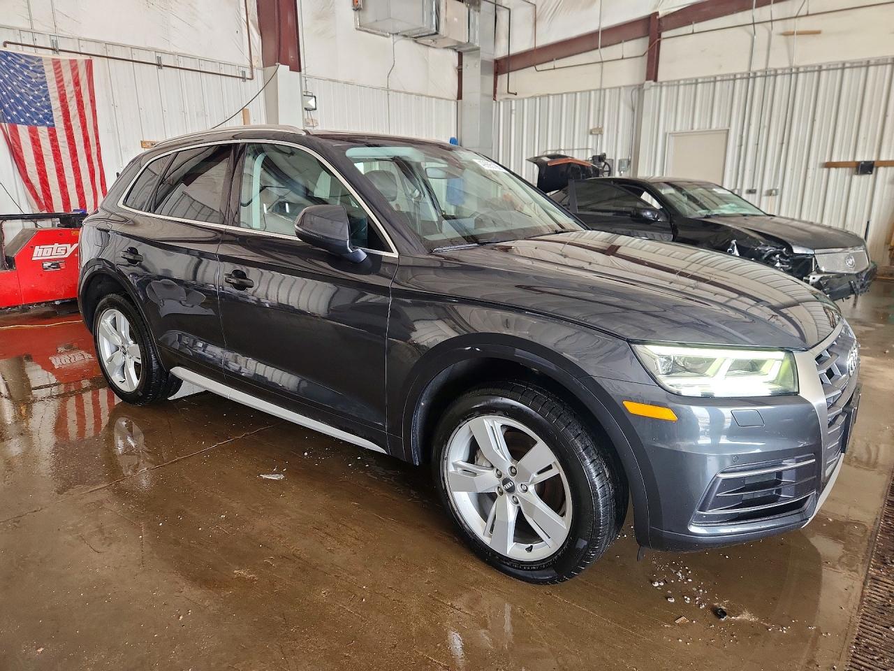 2018 AUDI Q5 quattro Premium Plus