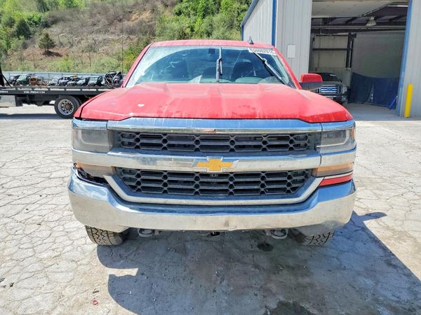 2018 CHEVROLET SILVERADO LT