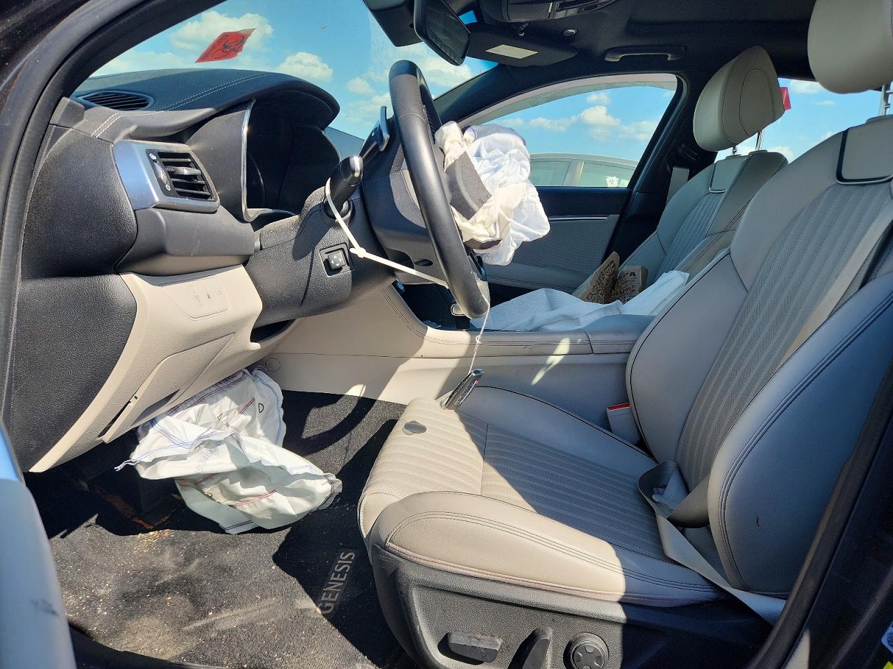 2022 GENESIS G70 2.0T, 2.0T Prestige