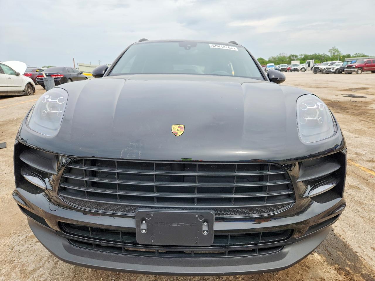 2021 PORSCHE MACAN Base