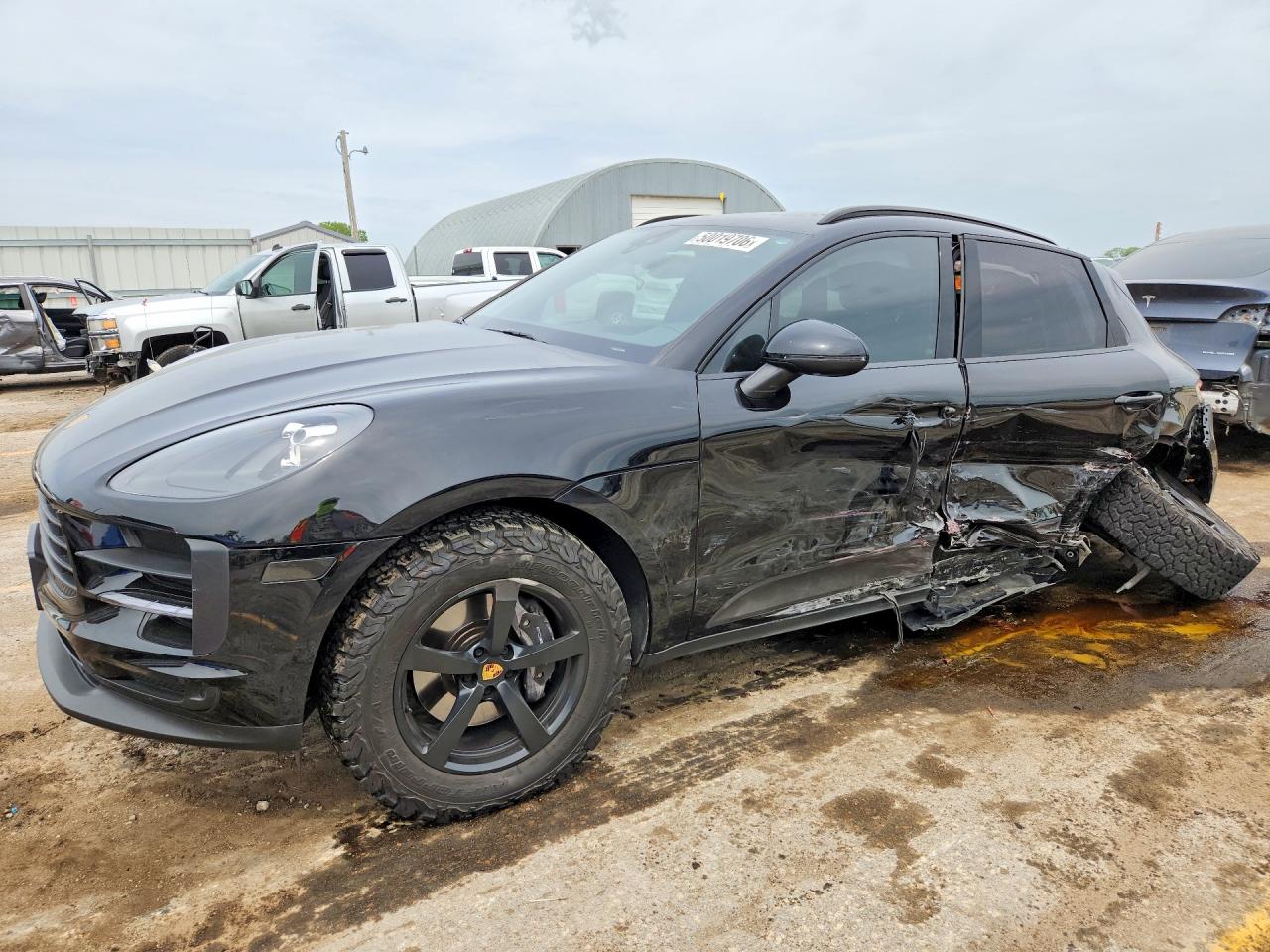 2021 PORSCHE MACAN Base