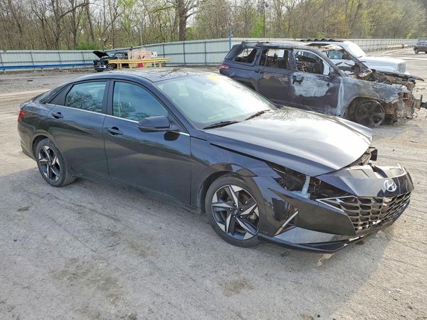 2021 HYUNDAI ELANTRA