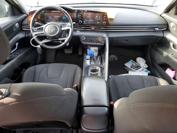2021 HYUNDAI ELANTRA