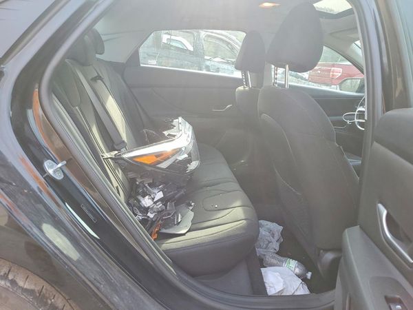 2021 HYUNDAI ELANTRA