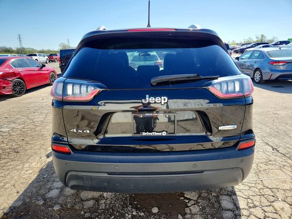 2019 JEEP CHEROKEE LATITUDE PLUS 4X4