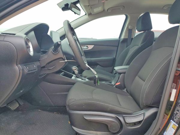 2022 KIA FORTE FE, LXS