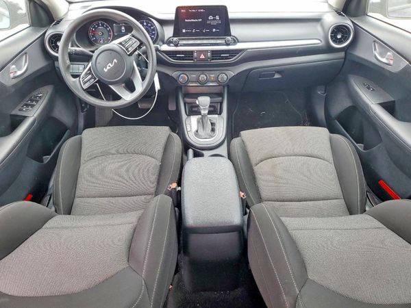 2022 KIA FORTE FE, LXS