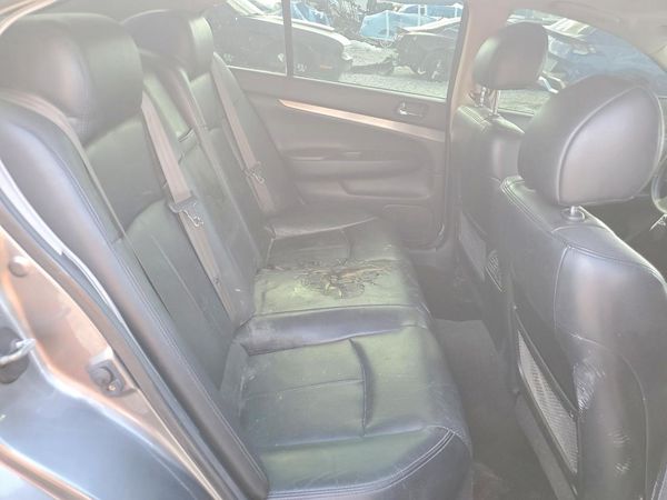 2013 INFINITI G37