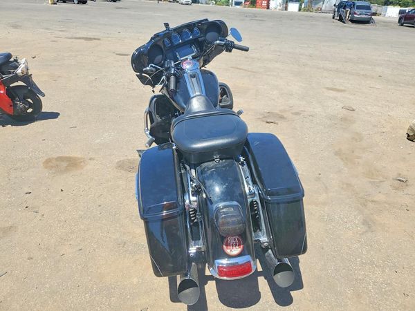 2014 HARLEY-DAVIDSON FLHTK