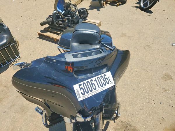 2014 HARLEY-DAVIDSON FLHTK