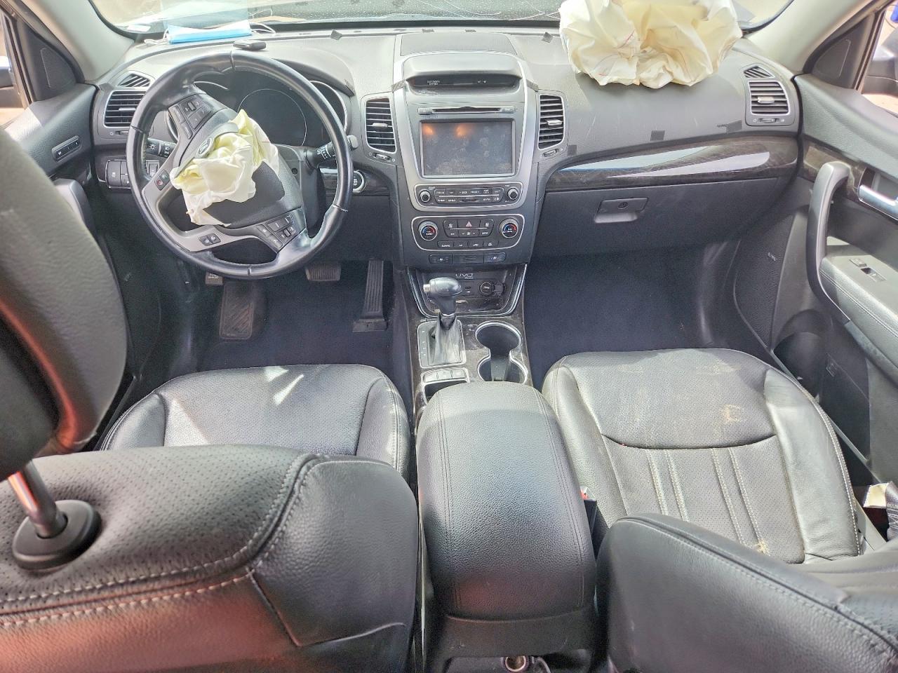 2015 KIA SORENTO GLS