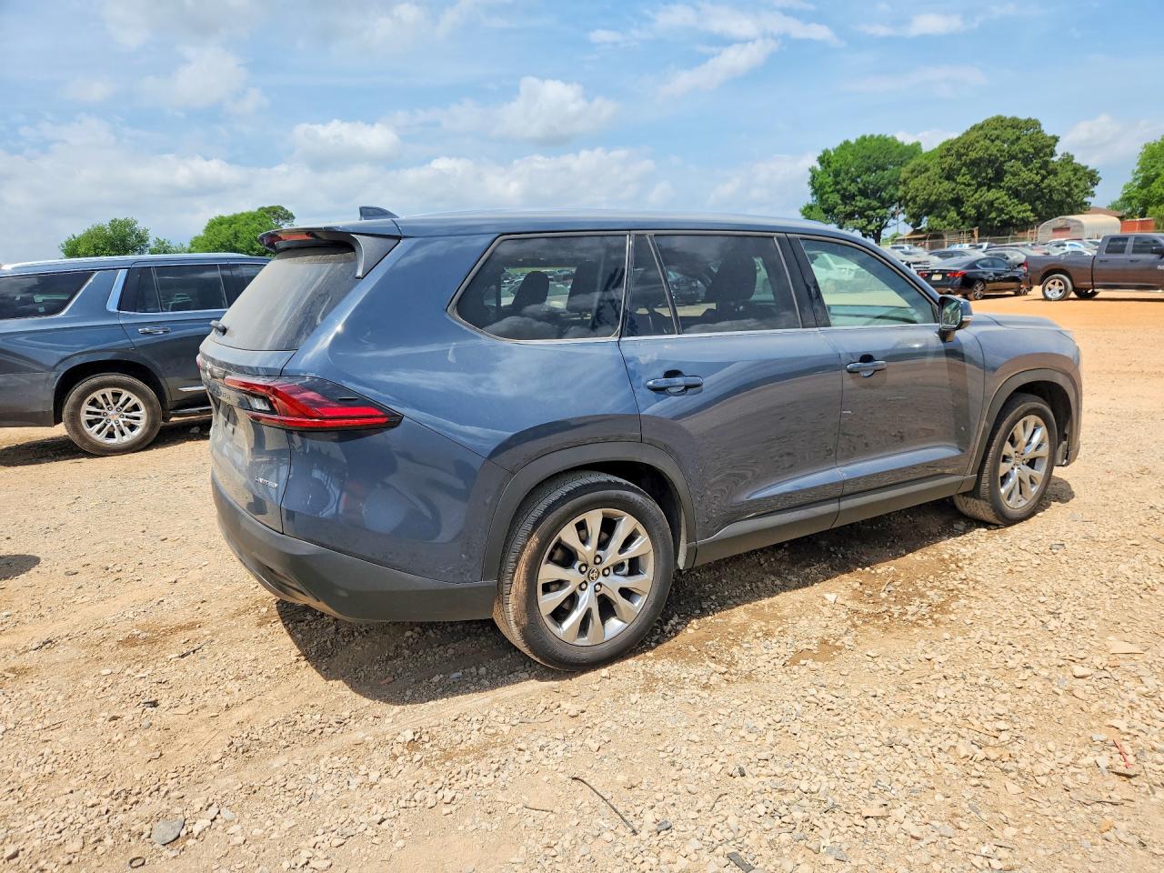 2025 TOYOTA GRAND HIGHLANDER HYBRID