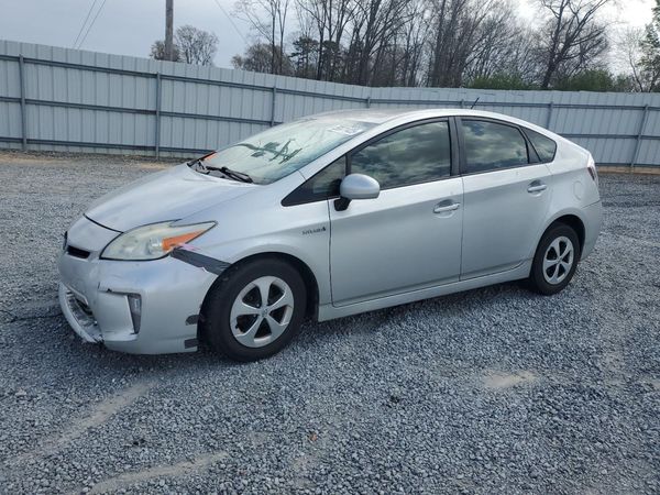 2013 TOYOTA PRIUS