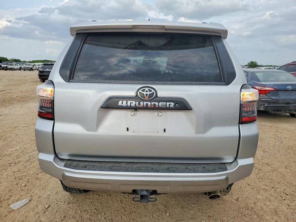 2018 TOYOTA 4RUNNER