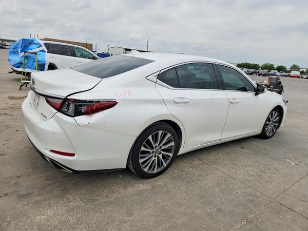 2019 LEXUS ES 350