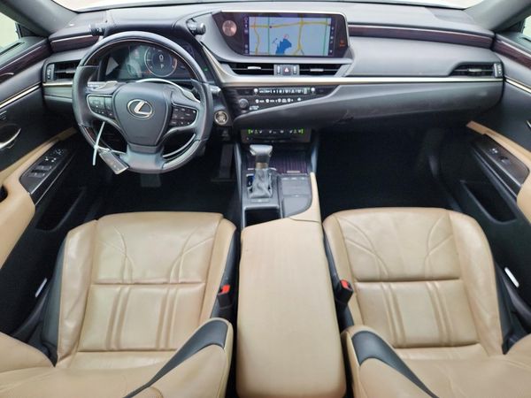 2019 LEXUS ES 350