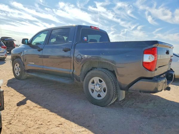 2018 TOYOTA TUNDRA SR5