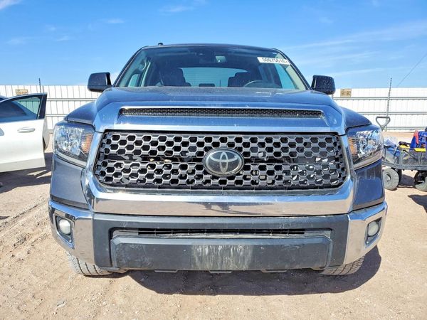 2018 TOYOTA TUNDRA SR5