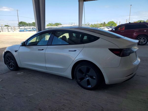 2021 TESLA MODEL 3