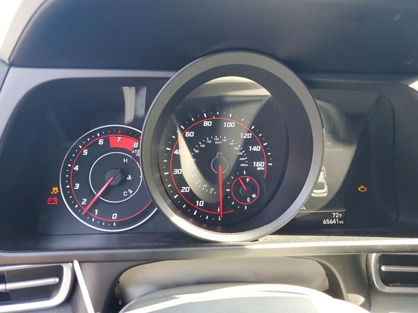 2021 HYUNDAI ELANTRA