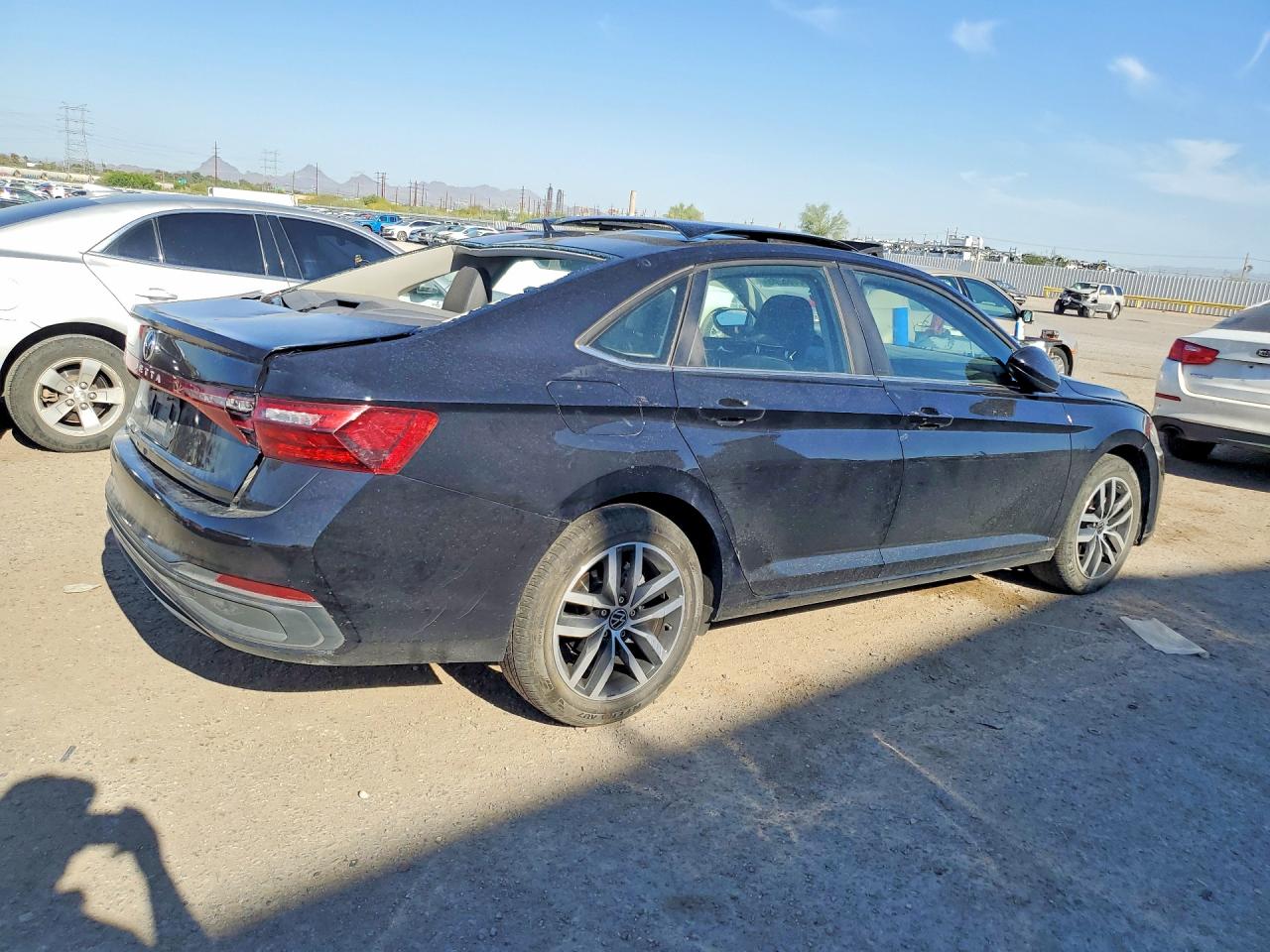 2025 VOLKSWAGEN JETTA SE