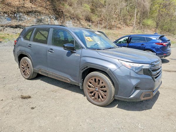 2025 SUBARU FORESTER Sport