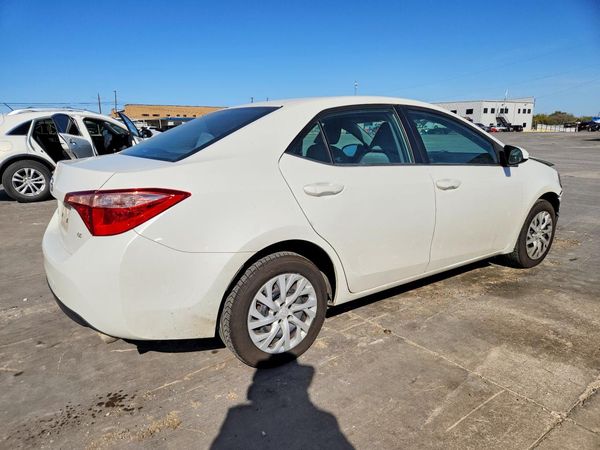 2018 TOYOTA COROLLA