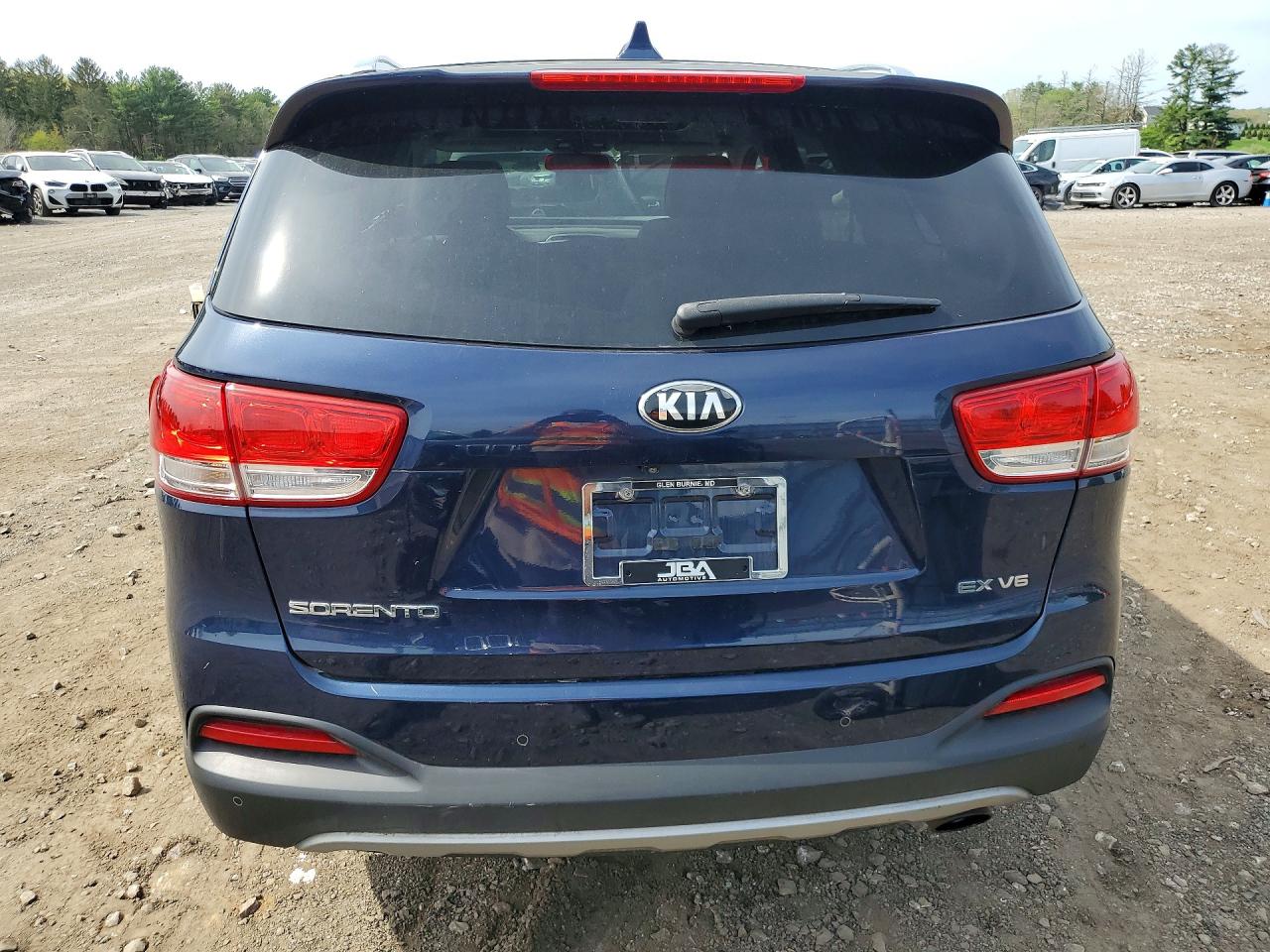 2016 KIA SORENTO EX