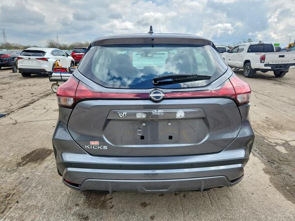 2024 NISSAN KICKS