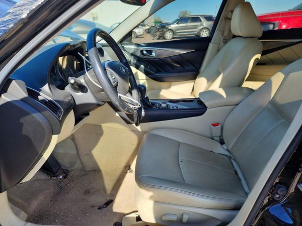 2017 INFINITI Q50