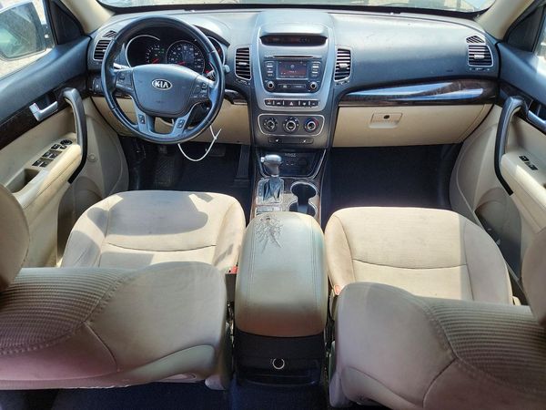 2014 KIA SORENTO